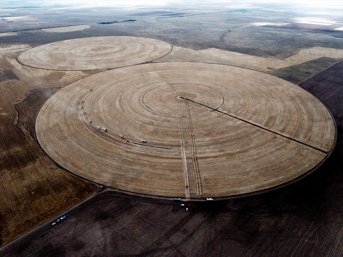 9 biçerdöverle 3 saatte tamamlandı