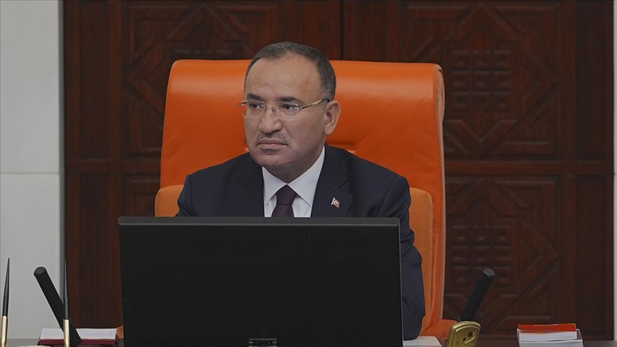 Bekir Bozdağ suç duyurusunda bulundu