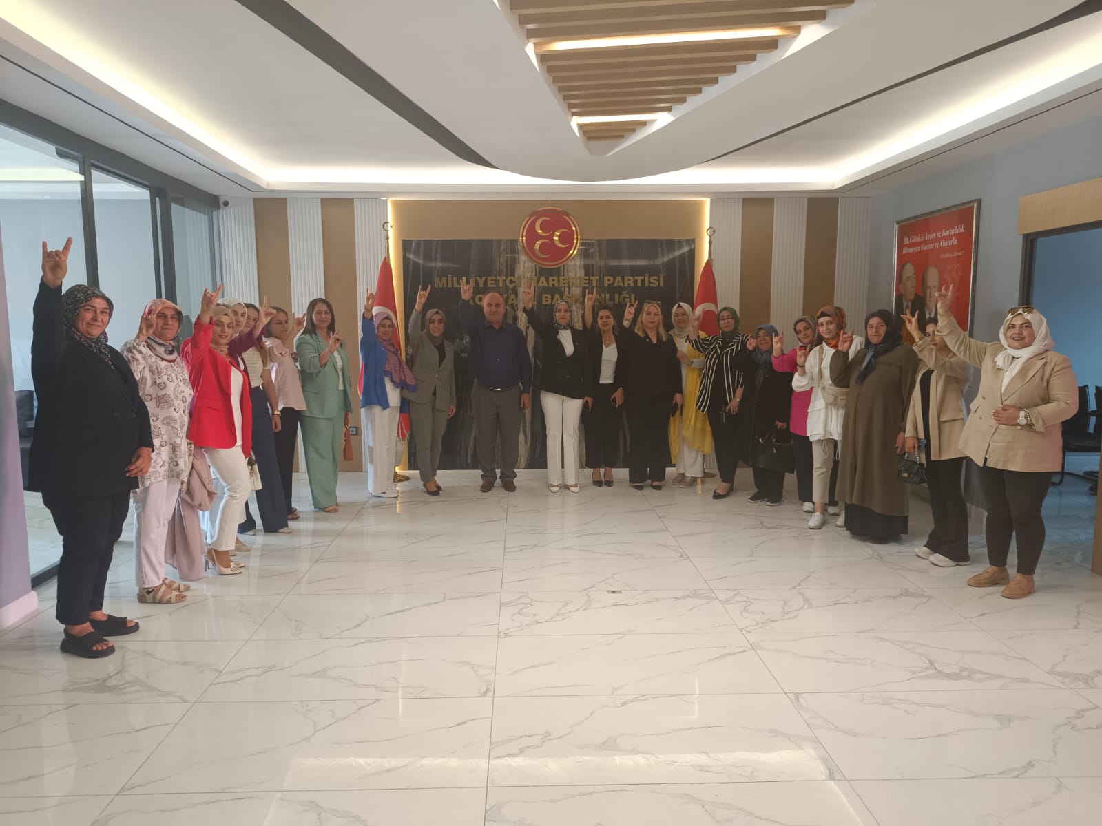 MHP'den Devlet Yanında etkinliği