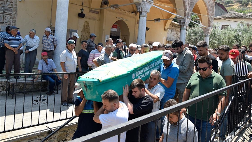 27 yaşındaki mühendis son yolculuğuna uğurlandı
