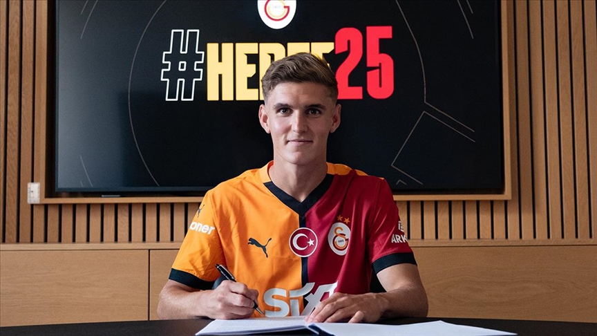 Galatasaray, Elias Jelert ile 5 yıllığına anlaştı