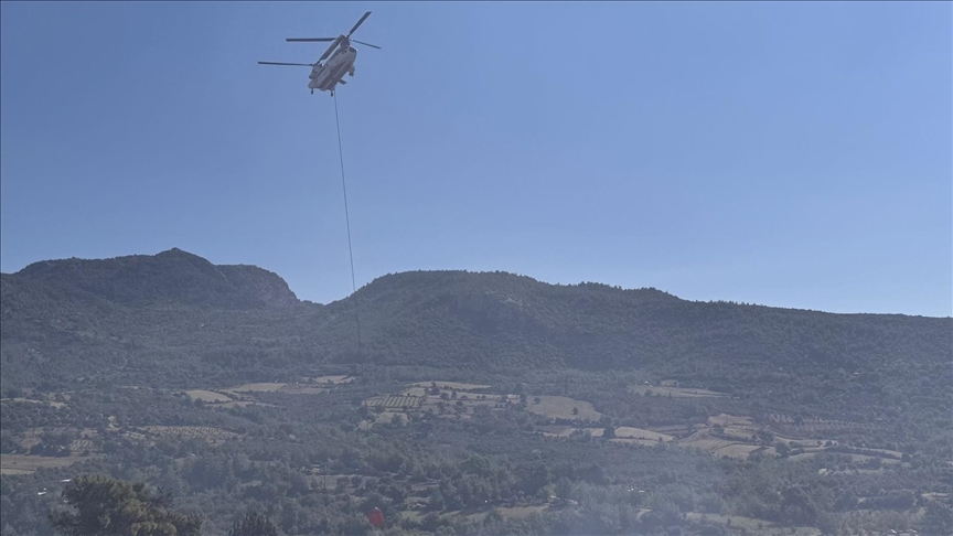 Yangın söndürme helikopteri düştü