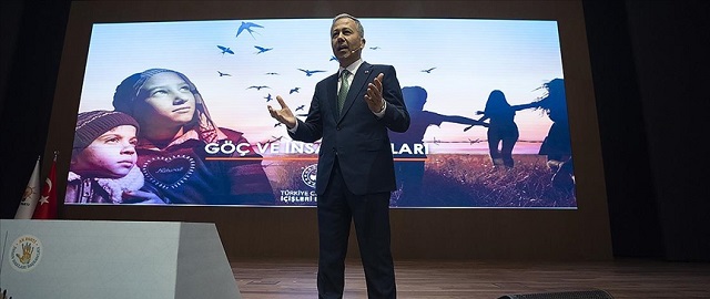 Düzenli göçmen sayısı 5 milyona yaklaştı