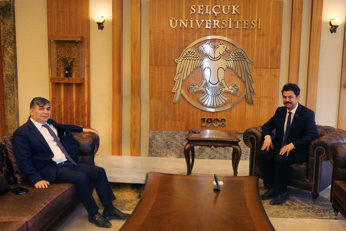 Müdür Karabulut rektörü ziyaret etti