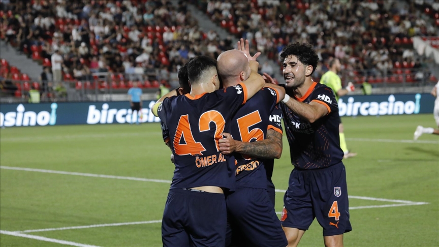 RAMS Başakşehir, sahadan galip ayrıldı