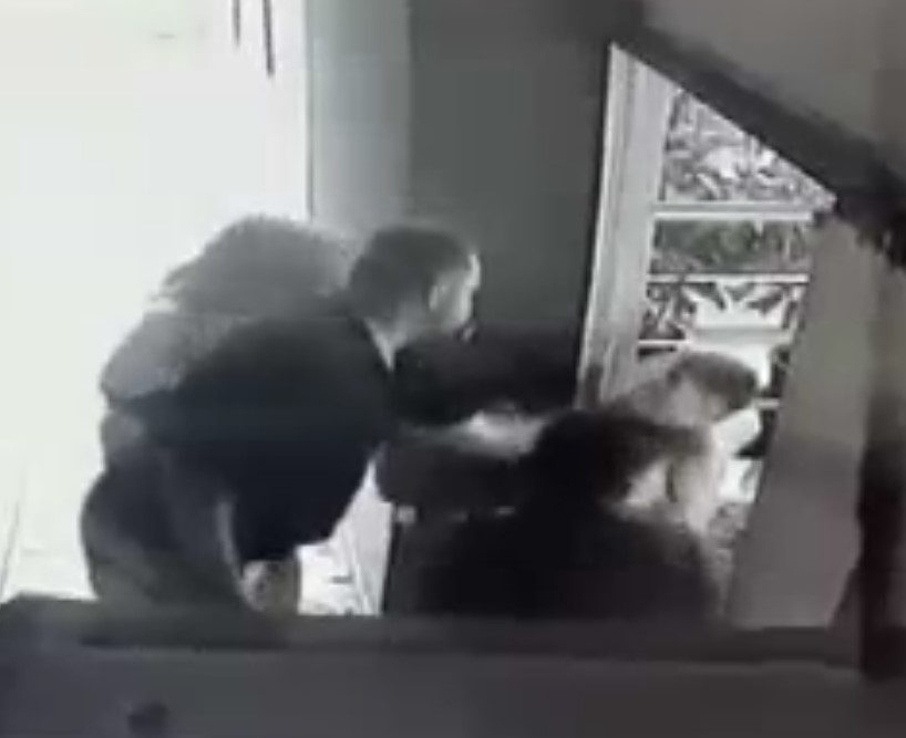 Çocuğuna şiddet gösteren baba gözaltında
