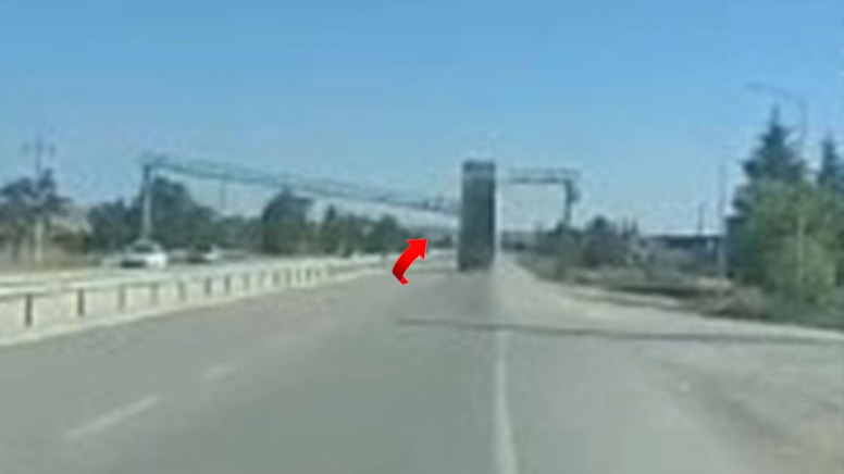 Açık kalan dorse EDS'ye çarptı