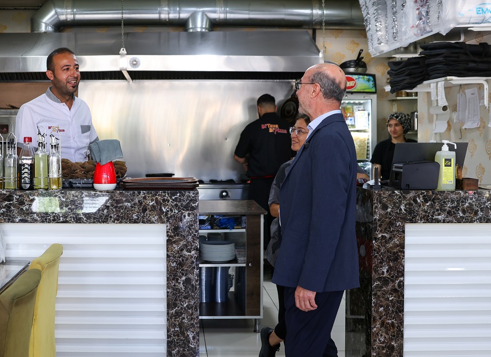 Başkan Pekyatırmacı'dan esnaf ziyareti