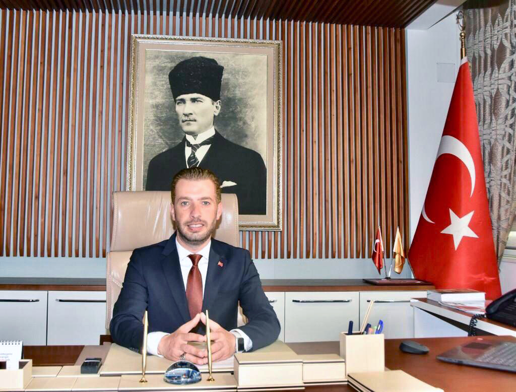 Ceyhan Belediye Başkanına hapis cezası