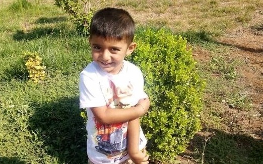 4 yaşındaki çocuk traktörün altında kaldı