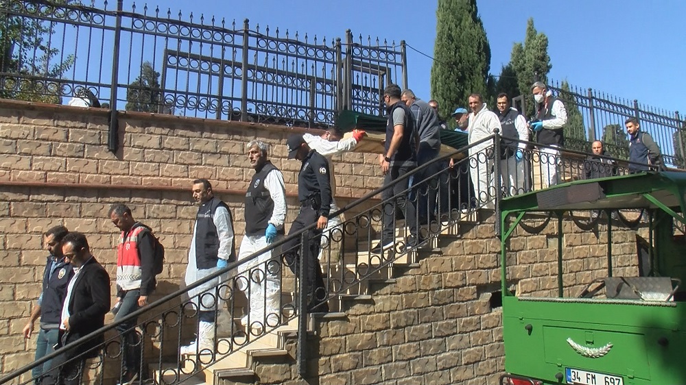 Cem Garipoğlu'nun cenazesi Adli Tıp Kurumu'na götürüldü