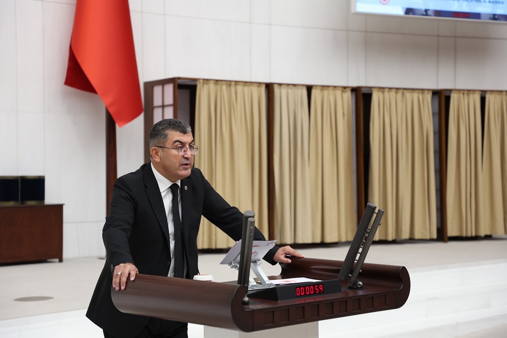 Ekici Öğretmenlik Meslek Kanununu eleştirdi
