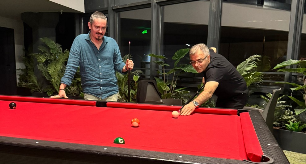 Derebağ ve Olçar Bilardo’da kozlarını paylaşmış