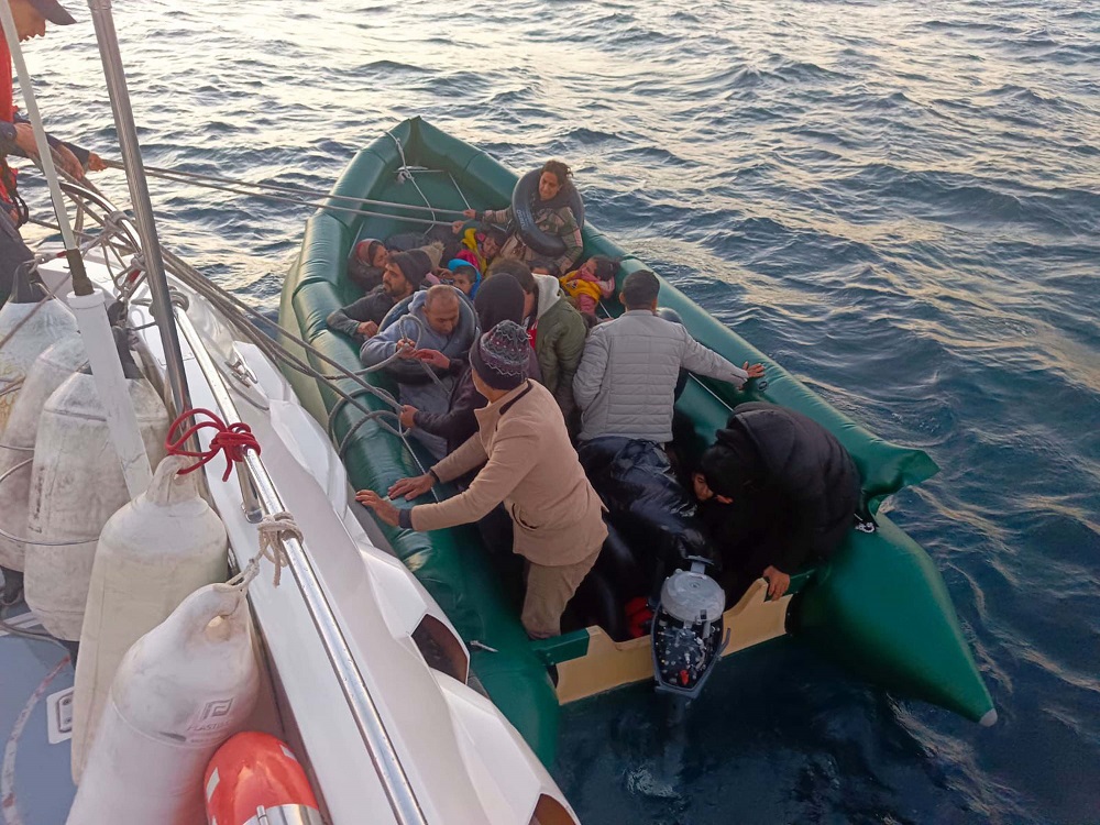 40 kaçak göçmen yakalandı