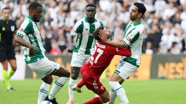 Konyaspor Beşiktaş'a yenildi