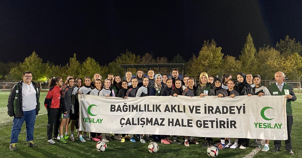 Genç sporculara moral ziyareti