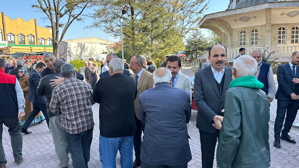 Başkan Altay esnaf ve vatandaşlarla buluştu