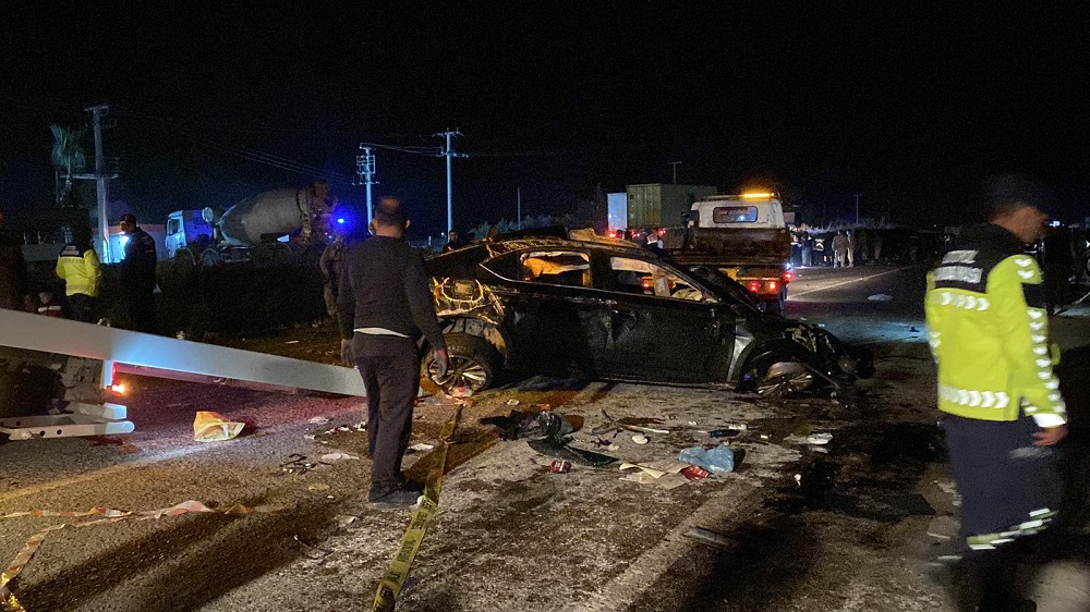 Osmaniye'de zincirleme kaza: 4 ölü, 3 yaralı