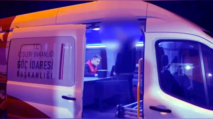 Yurt genelinde kaçak göçmen operasyonu