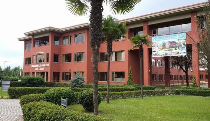 Okulun penceresinden düşen Beril kurtarılamadı