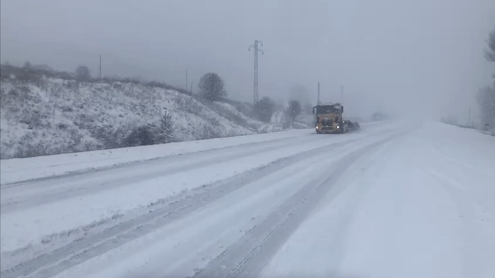Erzincan-Sivas yolu kapandı