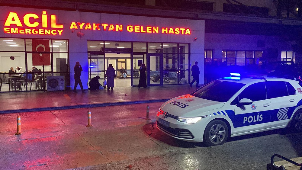 "Hasta yakını tarafından engellendik"