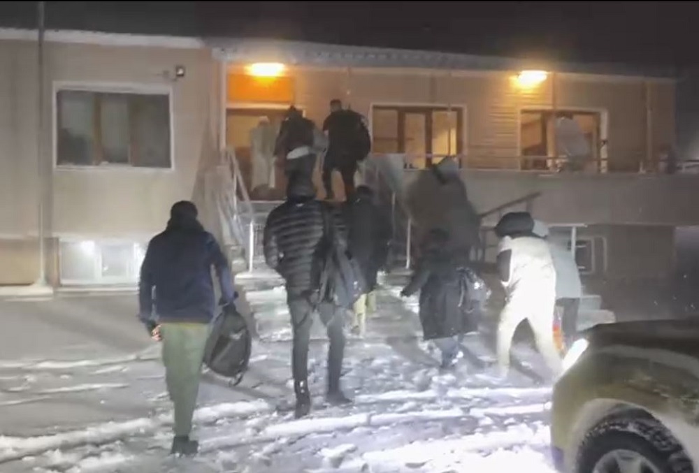 Mahsur kalan 48 kişi kurtarıldı