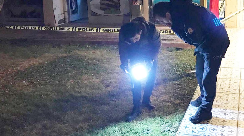 Mahalle muhtarı saldırıya uğradı