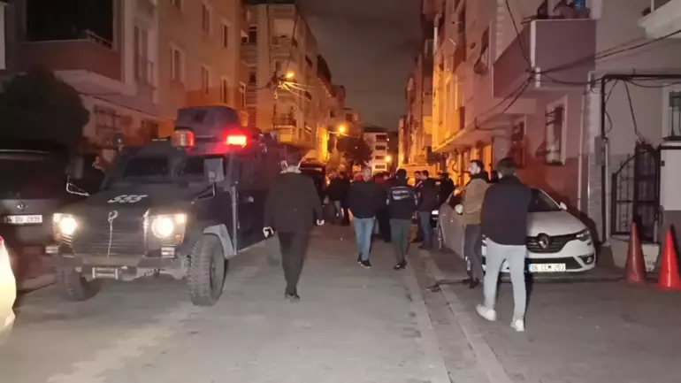 Operasyon düzenleyen polise silahla ateş açıldı