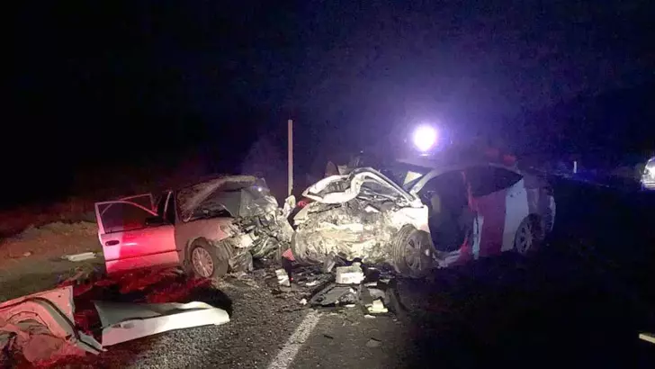 Eskişehir'de feci kaza: 4 ölü 2 yaralı
