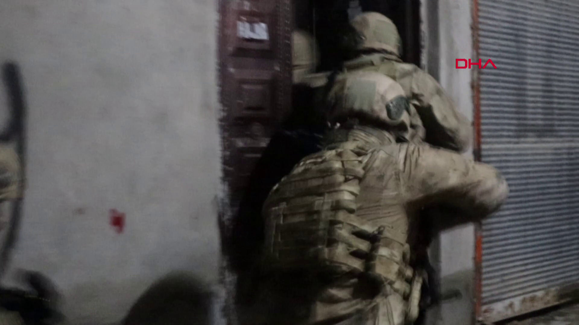 Şanlıurfa merkezli DEAŞ ve PKK operasyonu