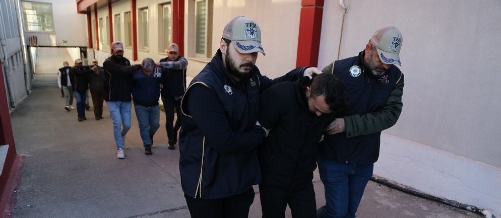 FETÖ'nün finans yapılanmasındaki kuryeler