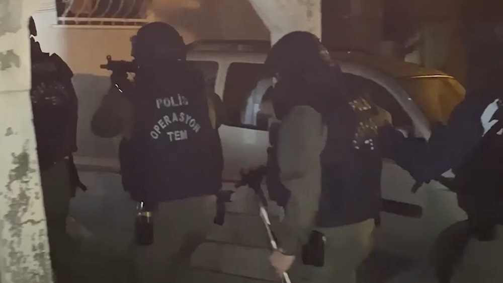 İstanbul'da DEAŞ operasyonu: 16 gözaltı