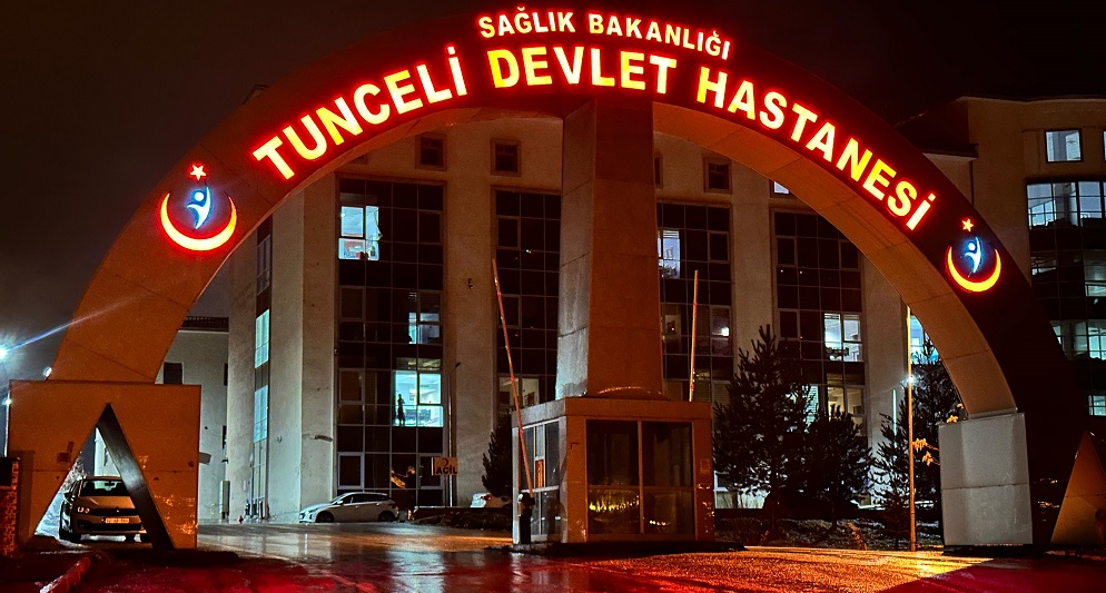 Beslediği boğanın saldırısında hayatını kaybetti