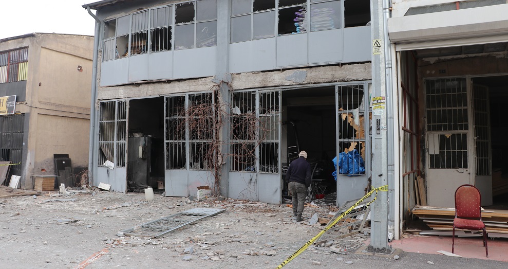 Kayseri'de boya kazanı patladı: 3 yaralı