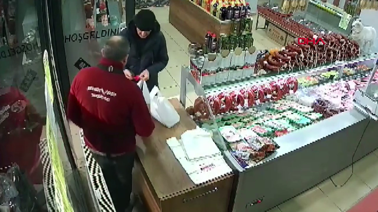Sahte altınla kasaptan et satın aldı