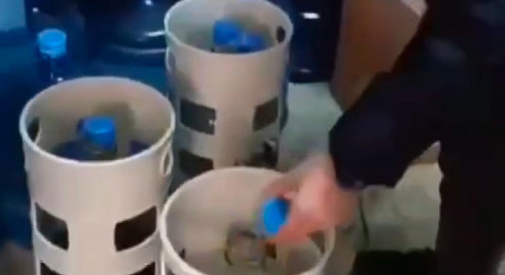 Su dükkanına sahte içki operasyonu!