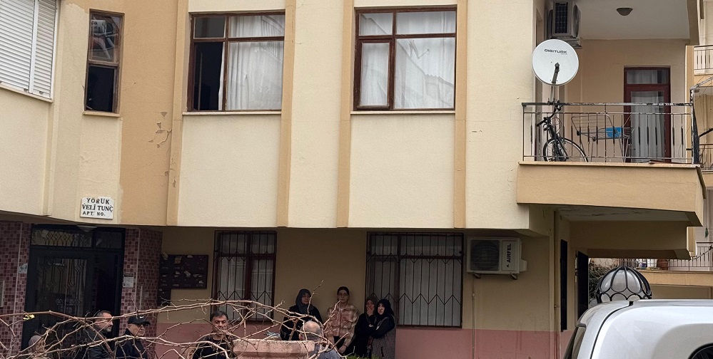Kardeşi tarafından yatağında ölü bulundu