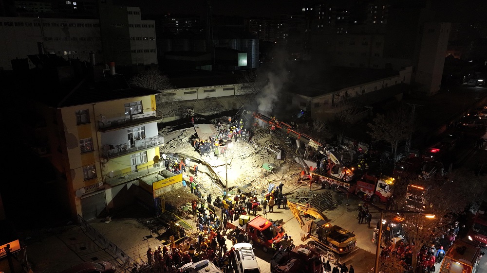 Başkan Altay ekiplere teşekkür etti