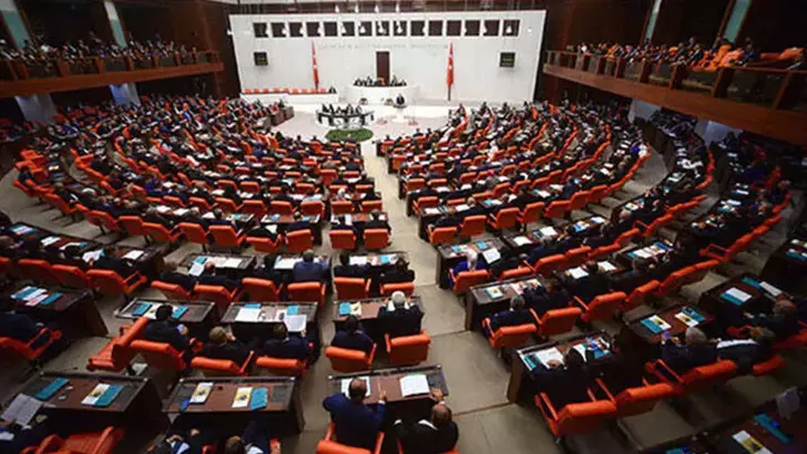 Otel yangını için komisyon kuruldu