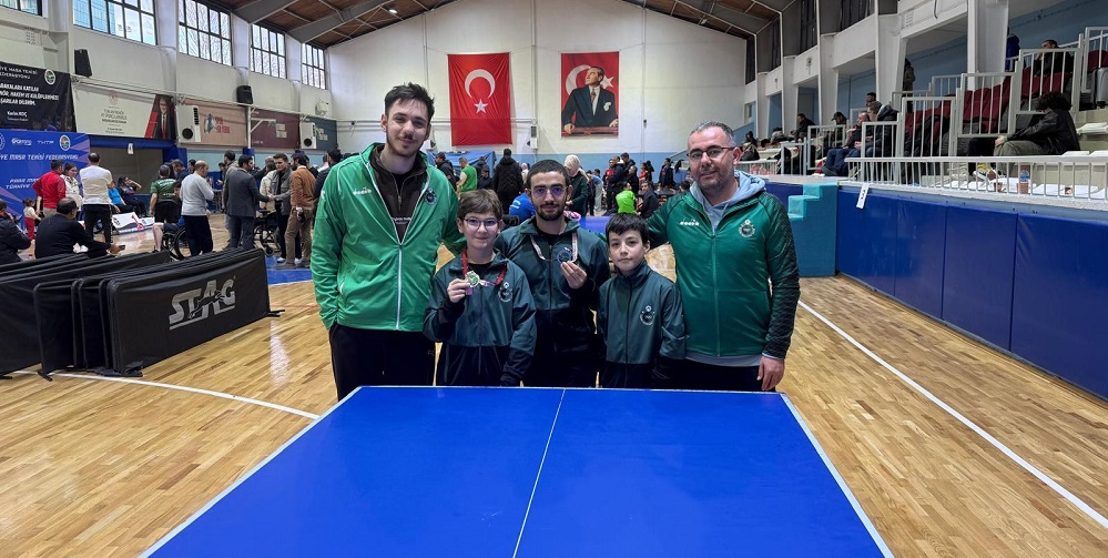 Paralimpik Masa Tenisinde büyük başarı