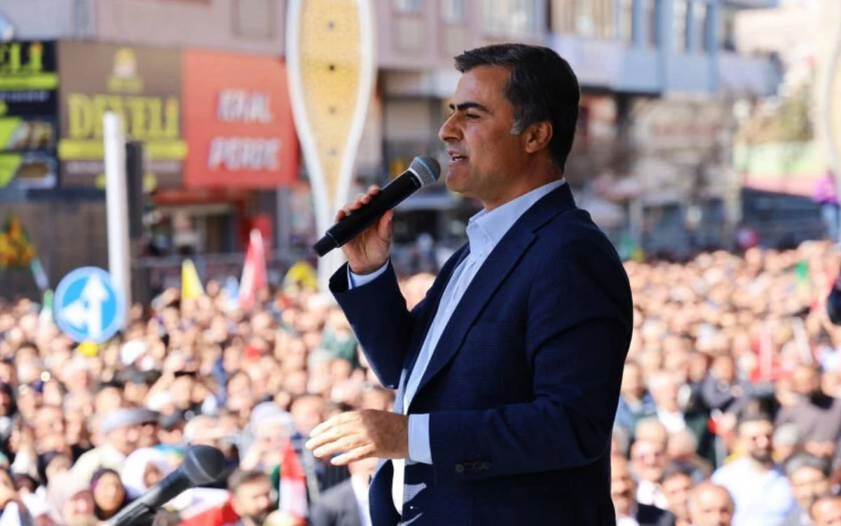 Abdullah Zeydan'a 3 yıl 9 ay hapis cezası