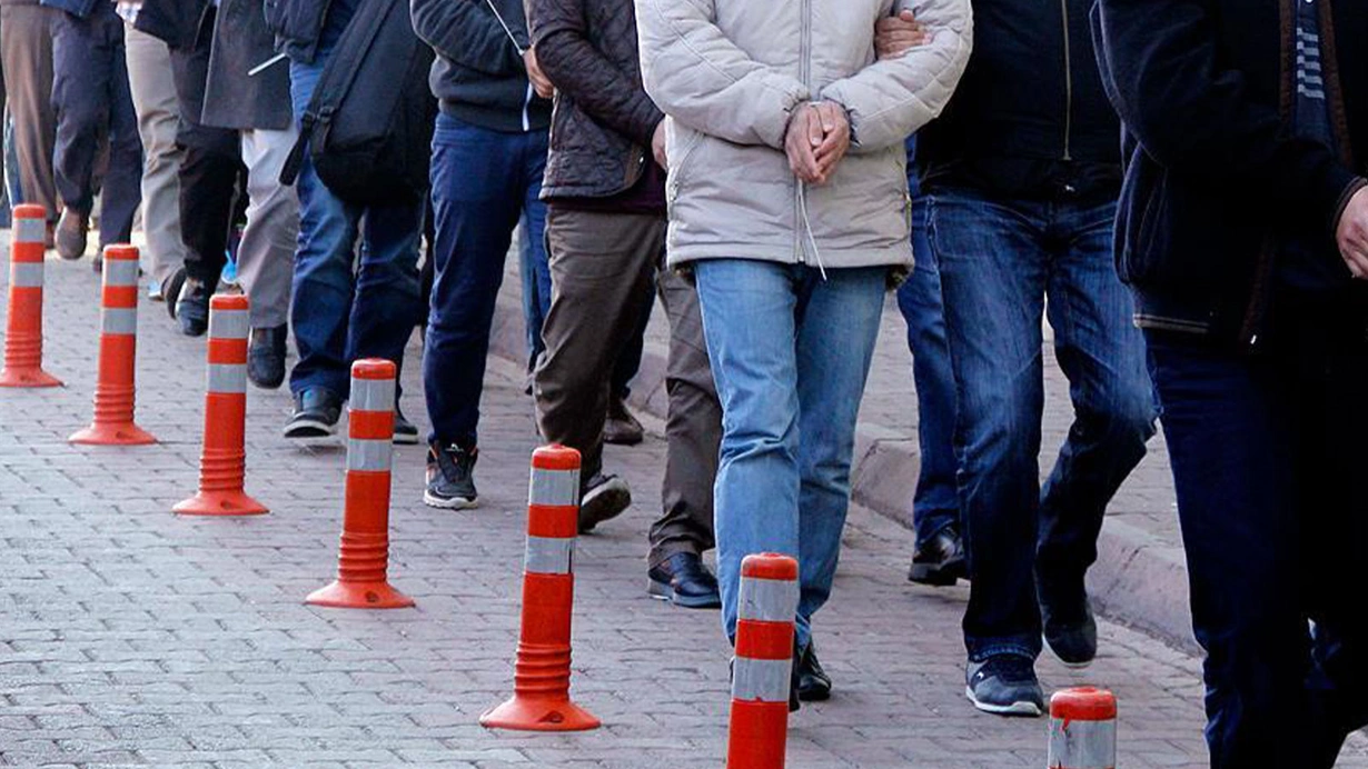 Vatandaşın röntgen sonuçlarını bile satmışlar