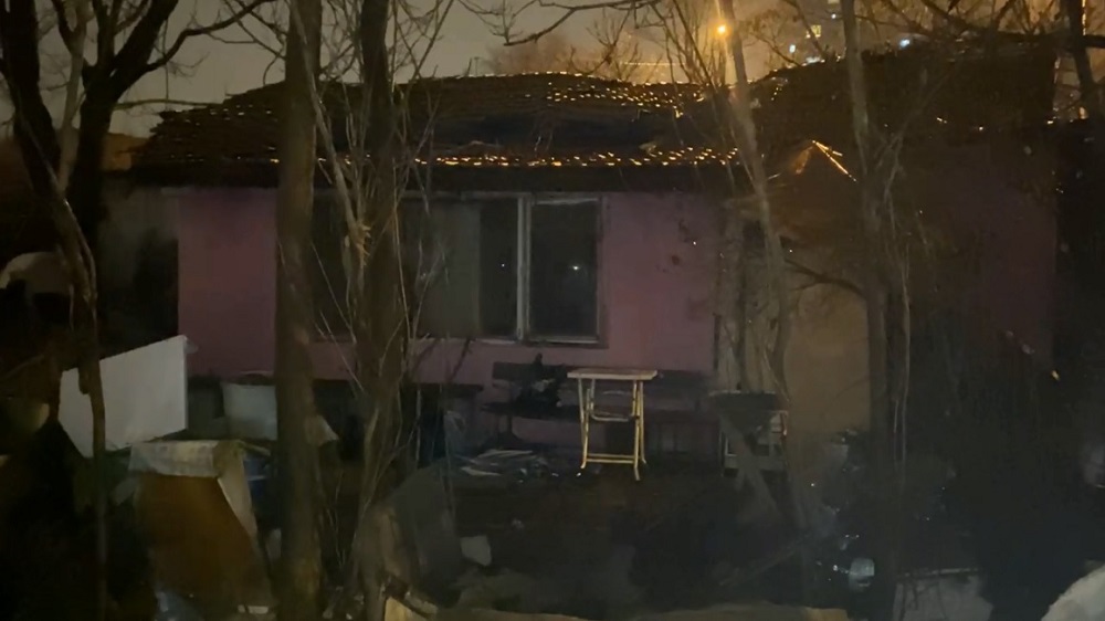 Mahallenin Necla teyzesi yangında hayatını kaybetti