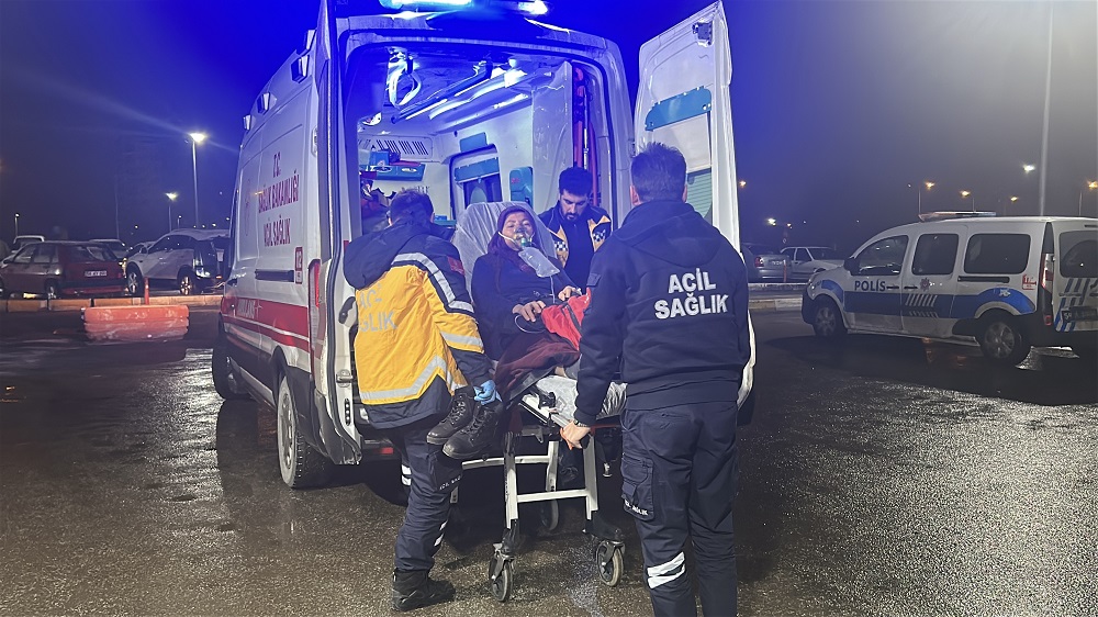 Teravih namazında doğal gazdan zehirlendiler