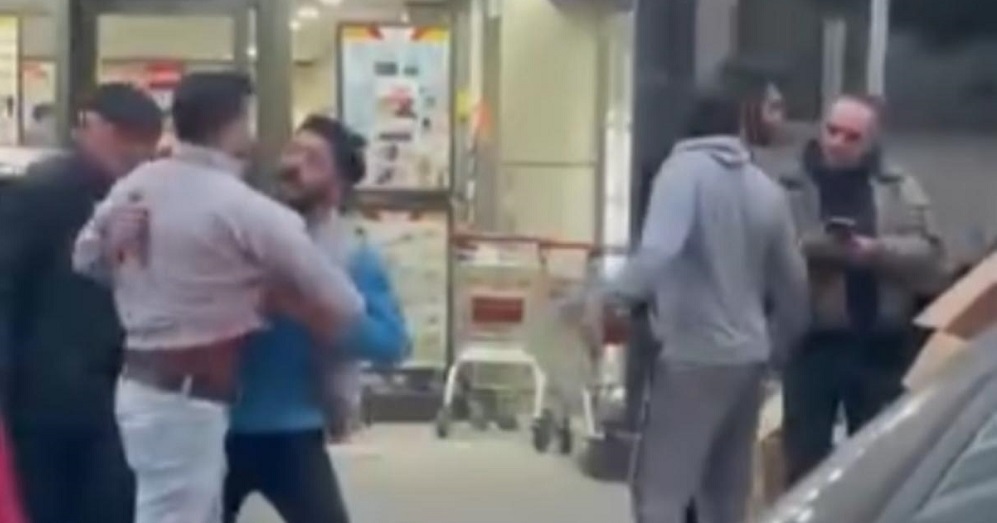 İstanbul Sarıyer'de 'pide satma' kavgası