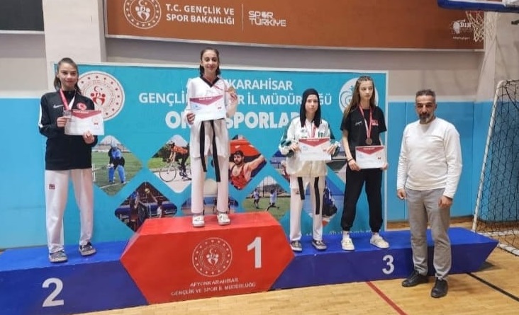 Konyalı tekvandoculardan büyük başarı