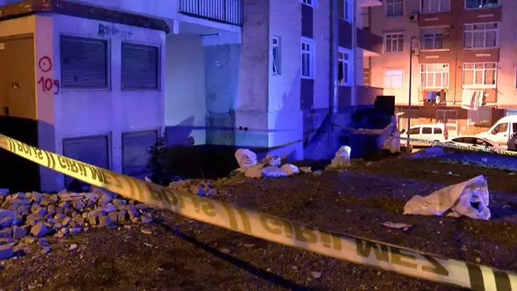 Boş arazide bebek cesedi bulundu