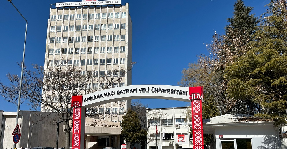 Bu üniversitede köpek beslemek yasaklandı