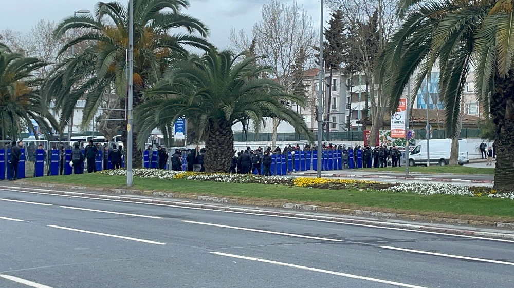 İstanbul Valiliği'nden toplantı ve gösteri yasağı